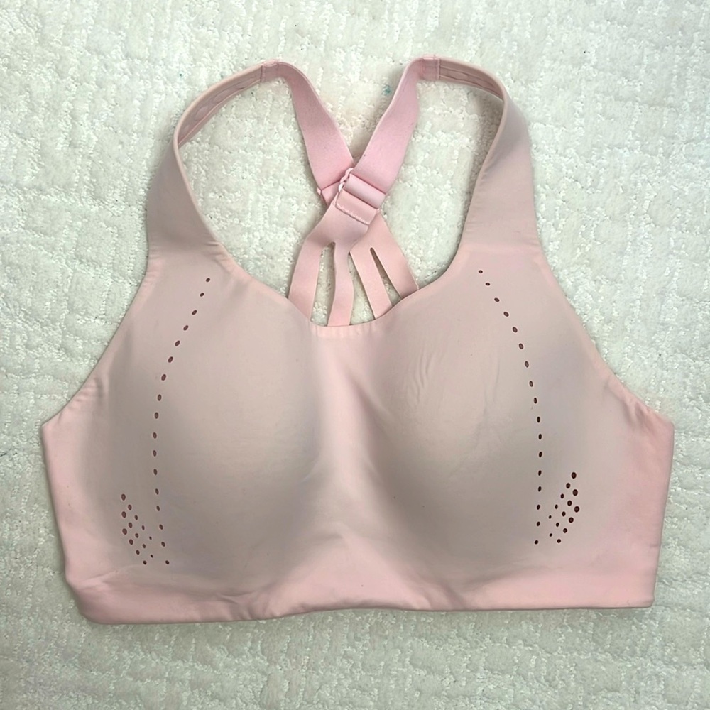 Lululemon AirSupport bra high support 34 D strawberry milkshake pink adjustable